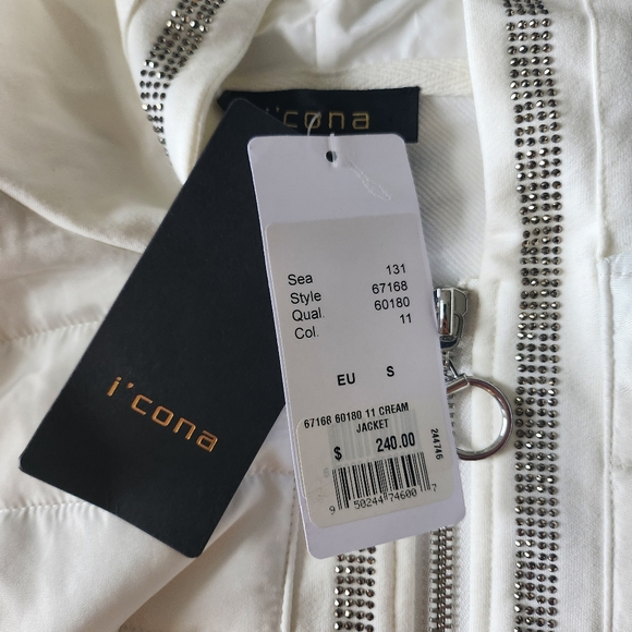 i'cona White Puffer Jacket - Picture 2 of 2